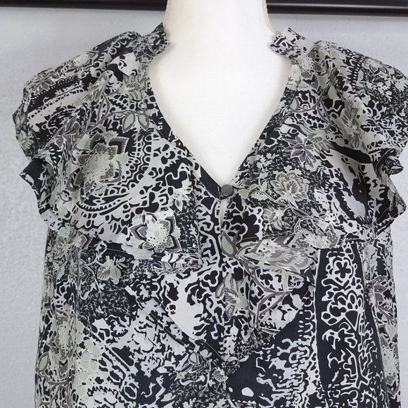 Banana Republic Women's Silk Ruffle Neck Camo Blouse Tank Top Shell - Picture 4 of 8